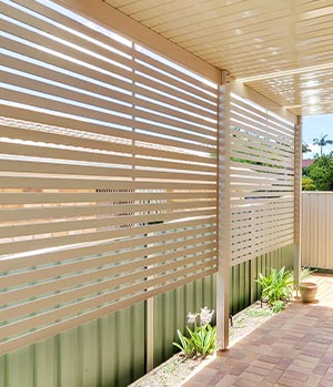 Privacy & Weather Screens